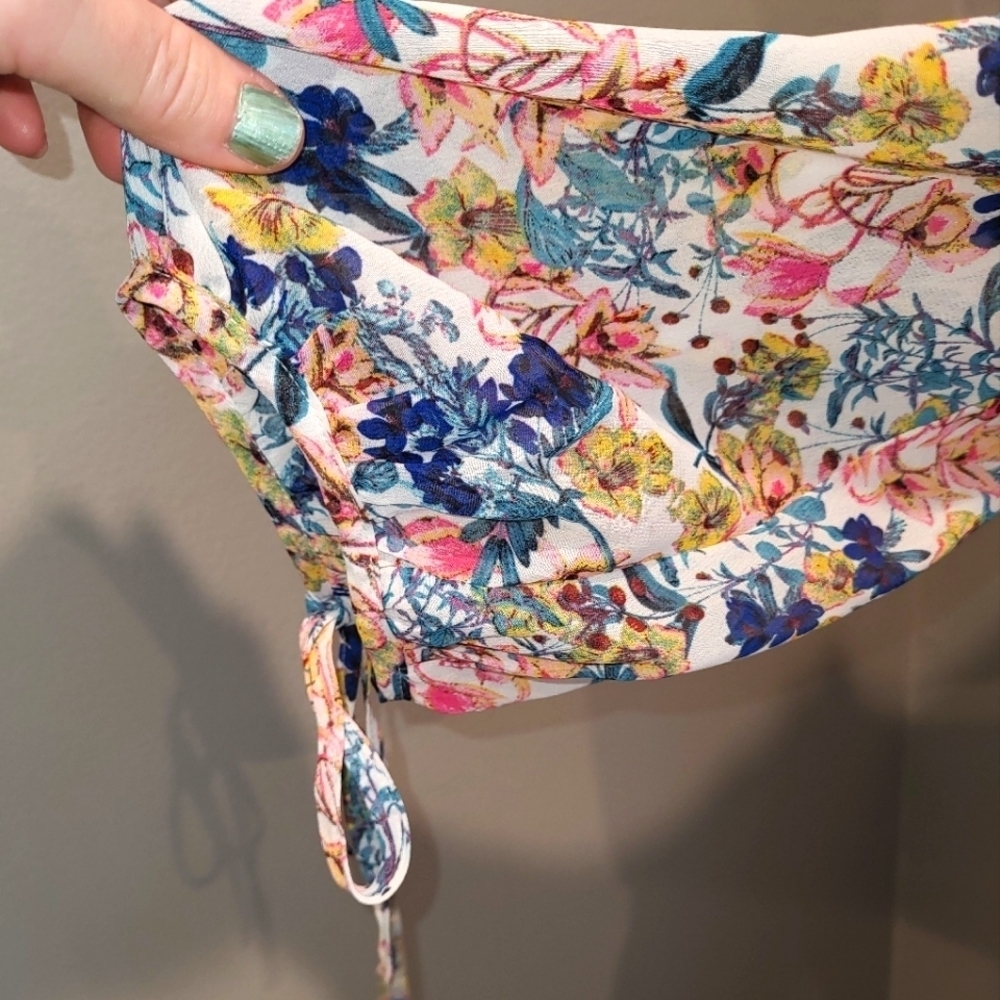 Colorful Floral Dress - Picture 6 of 8